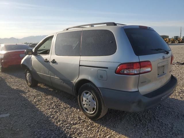 2002 Toyota Sienna CE