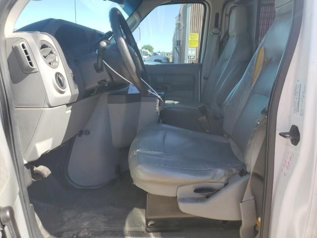 2010 Ford Econoline E350 Super Duty Van