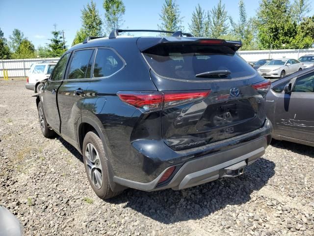 2023 Toyota Highlander Hybrid XLE