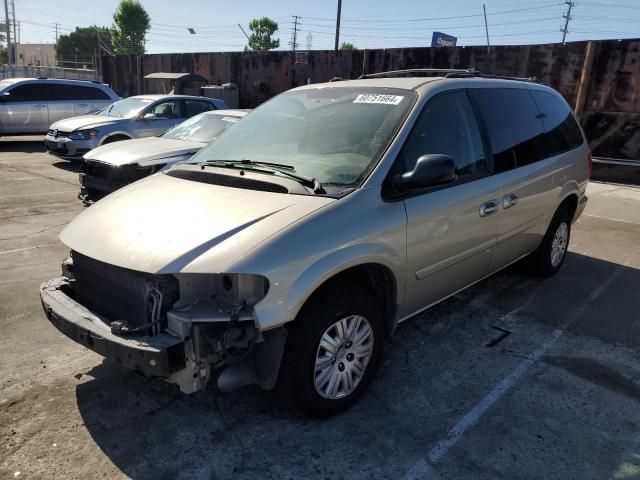 2006 Chrysler Town & Country LX