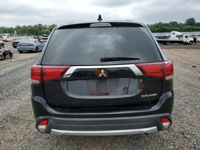 2017 Mitsubishi Outlander ES