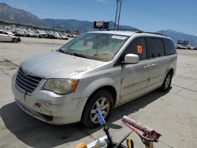 2010 Chrysler Town & Country Touring