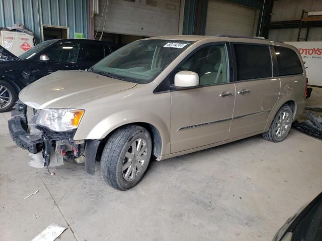 2015 Chrysler Town & Country Touring