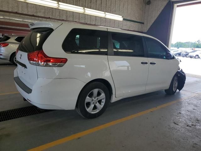 2012 Toyota Sienna