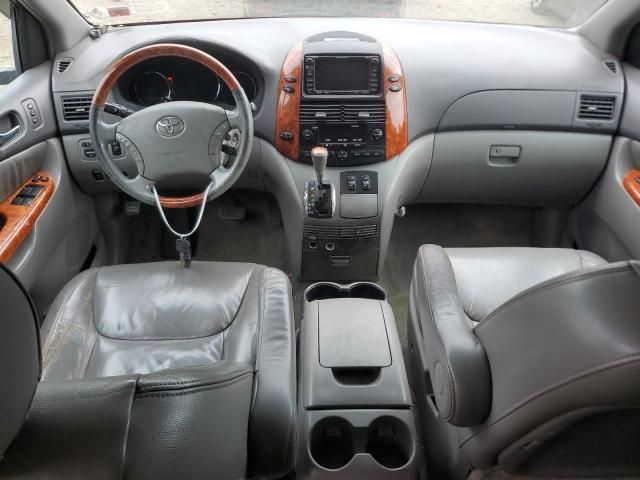 2006 Toyota Sienna XLE