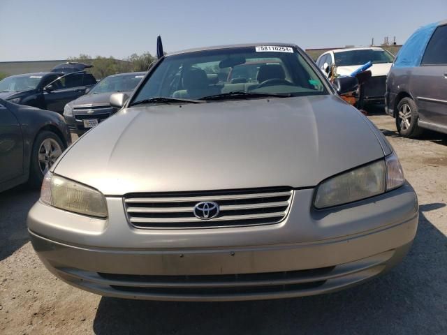 1999 Toyota Camry LE