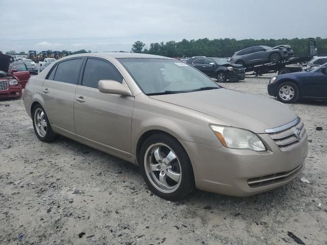 2005 Toyota Avalon XL