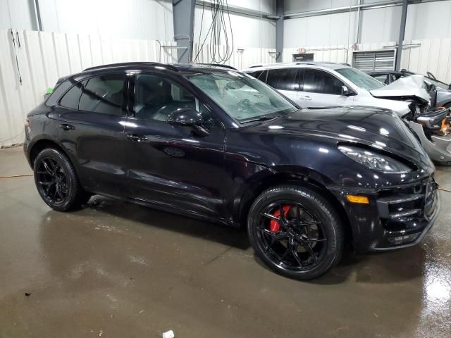 2016 Porsche Macan Turbo