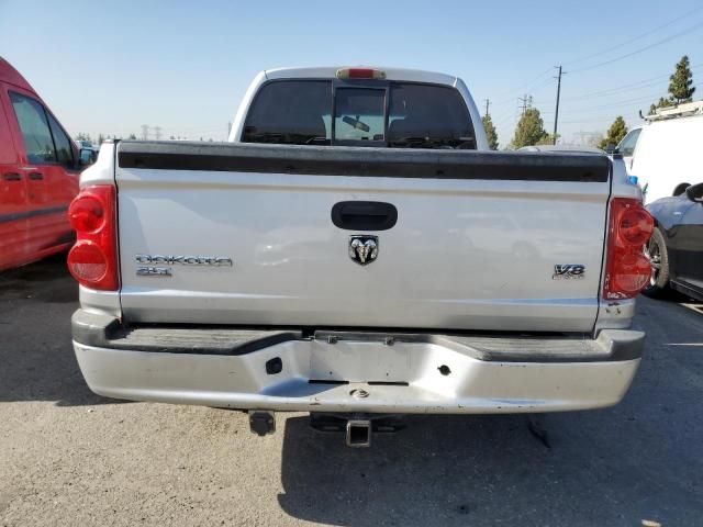 2008 Dodge Dakota Quad SLT