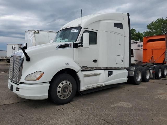 2015 Kenworth Construction T680