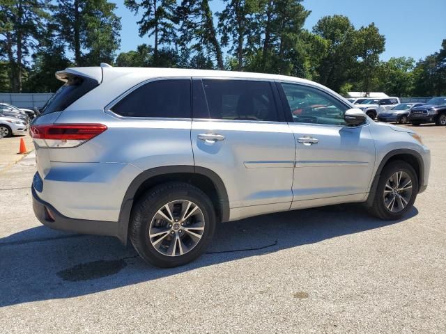 2018 Toyota Highlander LE