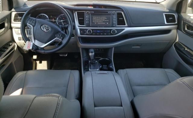 2018 Toyota Highlander SE