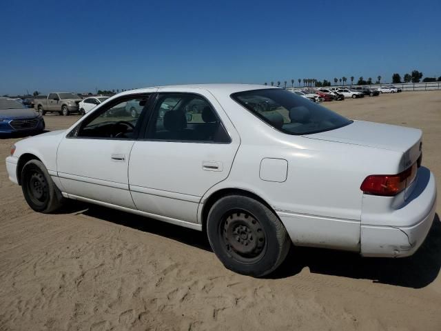 2000 Toyota Camry LE