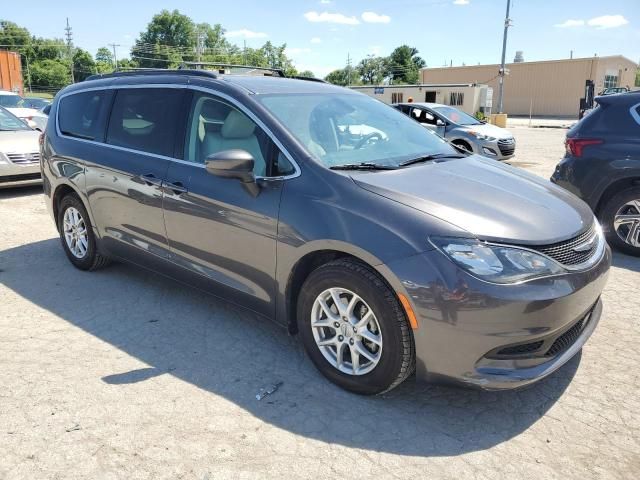 2021 Chrysler Voyager LXI