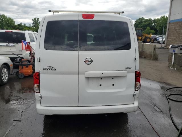 2015 Nissan NV200 2.5S