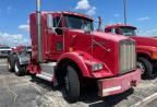 2010 Kenworth Construction T800