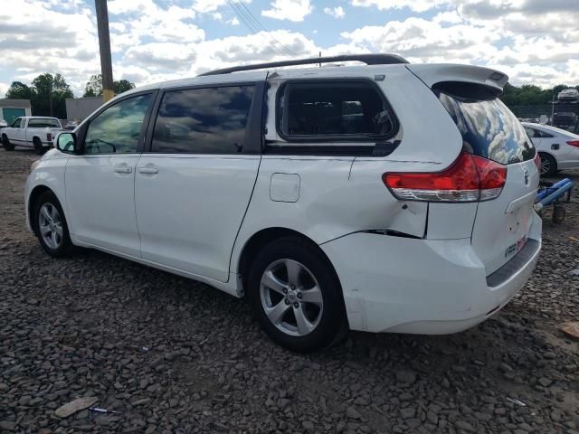 2011 Toyota Sienna LE