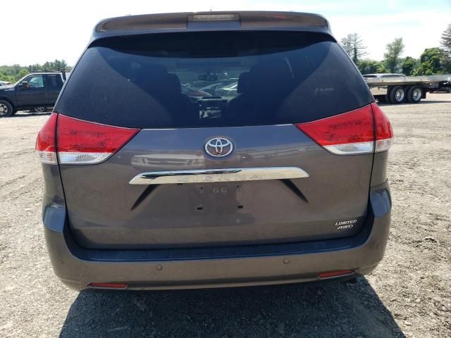 2012 Toyota Sienna XLE