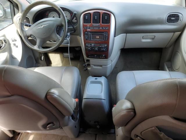 2007 Chrysler Town & Country Touring