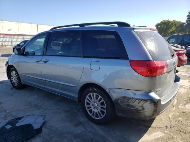 2009 Toyota Sienna XLE