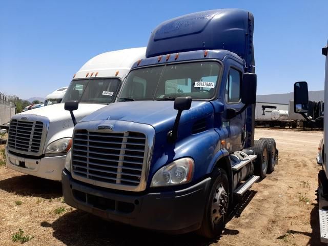 2017 Freightliner Cascadia 113