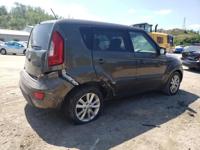 2013 KIA Soul +