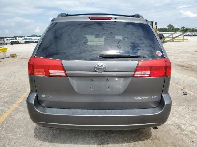 2004 Toyota Sienna CE