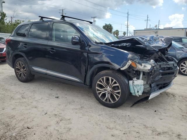 2016 Mitsubishi Outlander SE