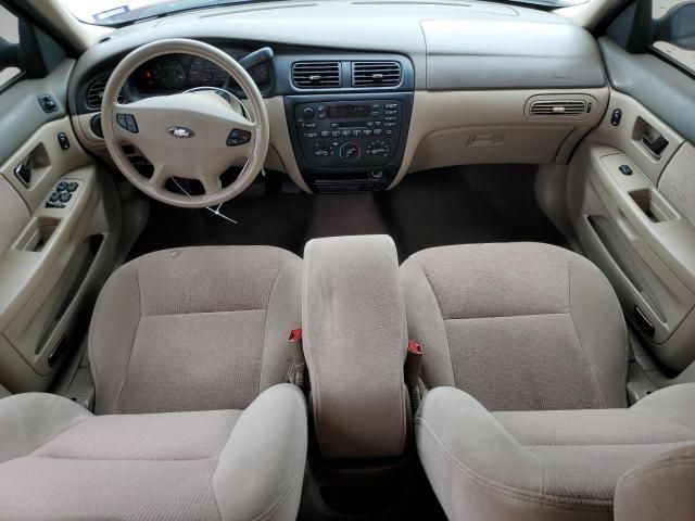 2000 Ford Taurus SE