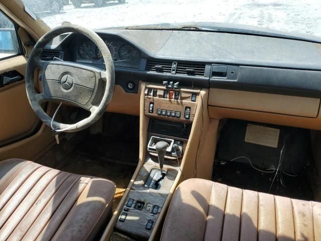 1988 Mercedes-Benz 300 E