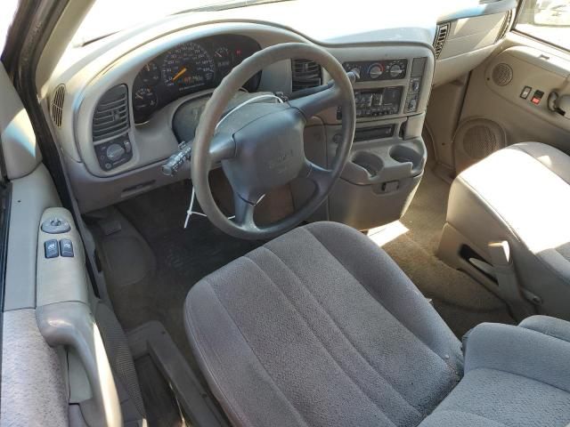 2000 GMC Safari XT