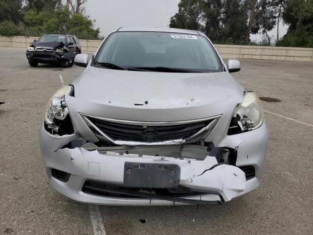 2013 Nissan Versa S