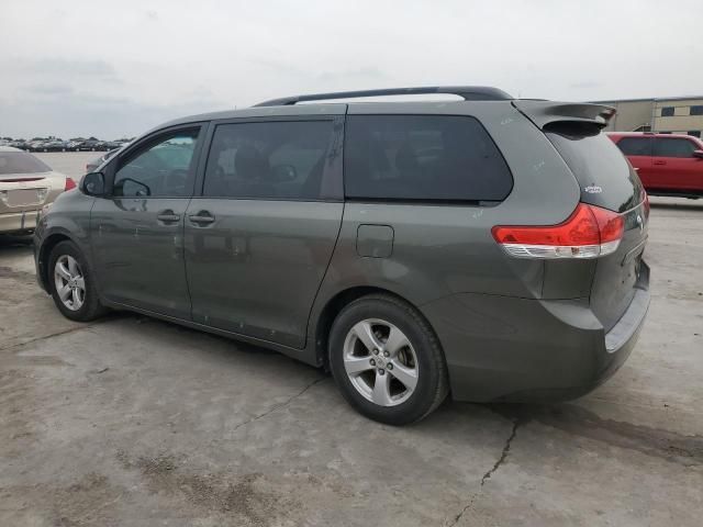 2011 Toyota Sienna LE