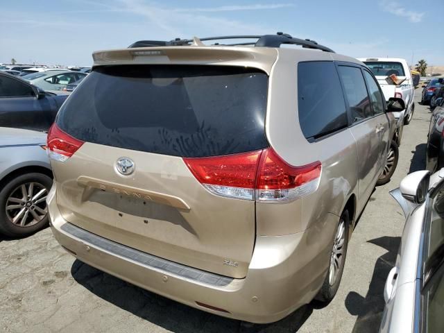 2011 Toyota Sienna XLE