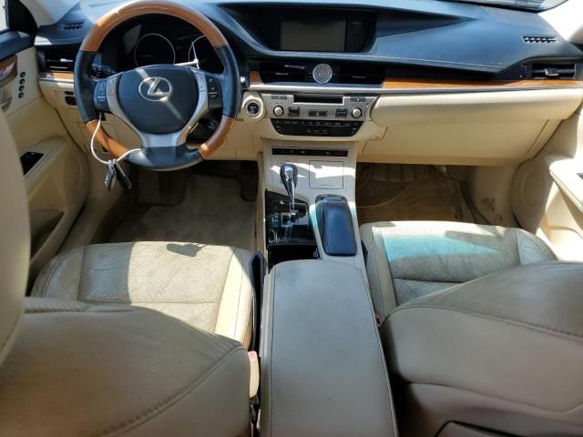 2013 Lexus ES 300H