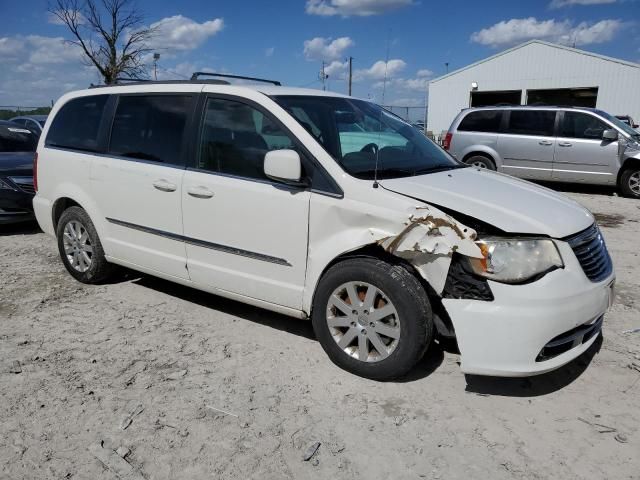 2013 Chrysler Town & Country Touring