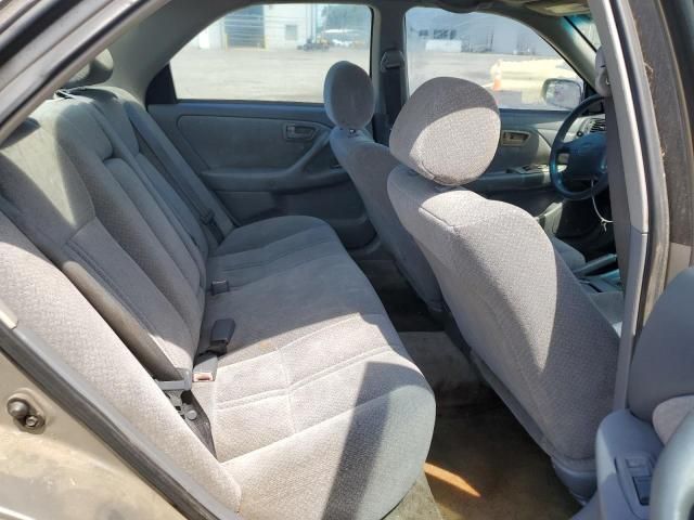 2001 Toyota Camry LE