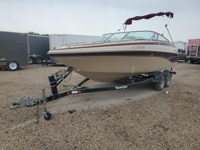 2000 Crownline Boat