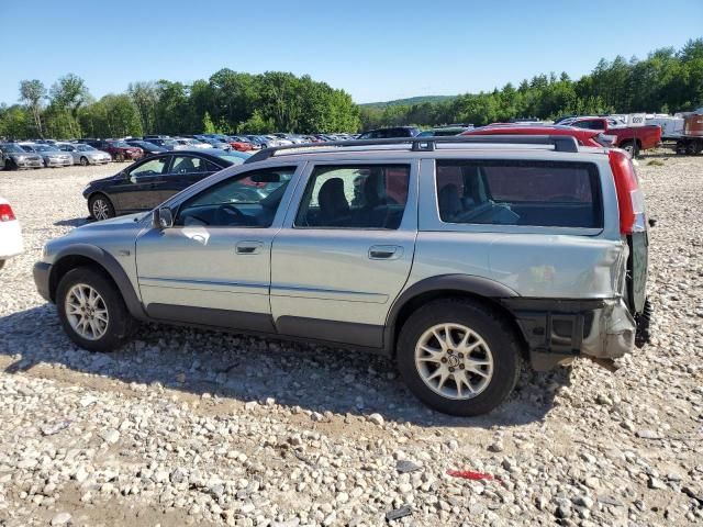 2004 Volvo XC70