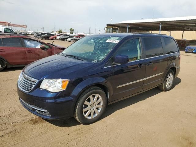 2016 Chrysler Town & Country Touring