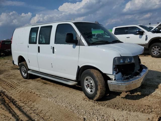 2022 GMC Savana G2500