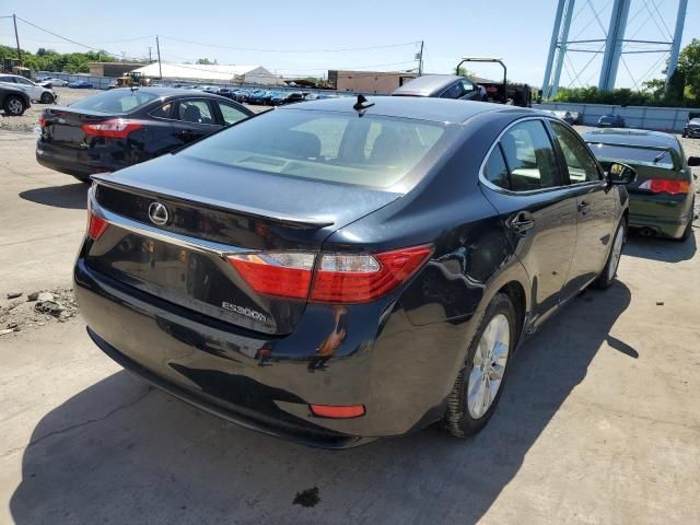 2013 Lexus ES 300H