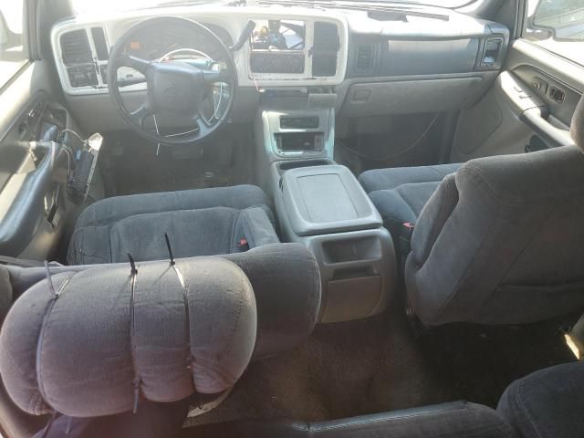 2000 Chevrolet Suburban C1500