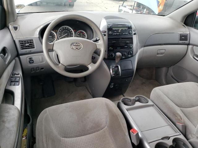 2007 Toyota Sienna CE