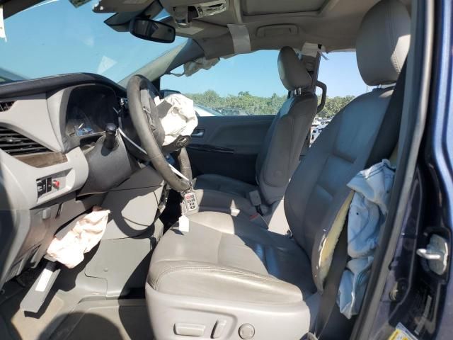 2018 Toyota Sienna XLE