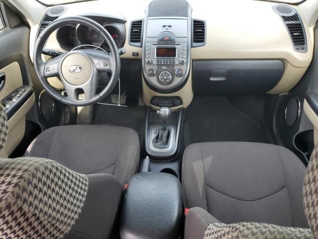 2011 KIA Soul +