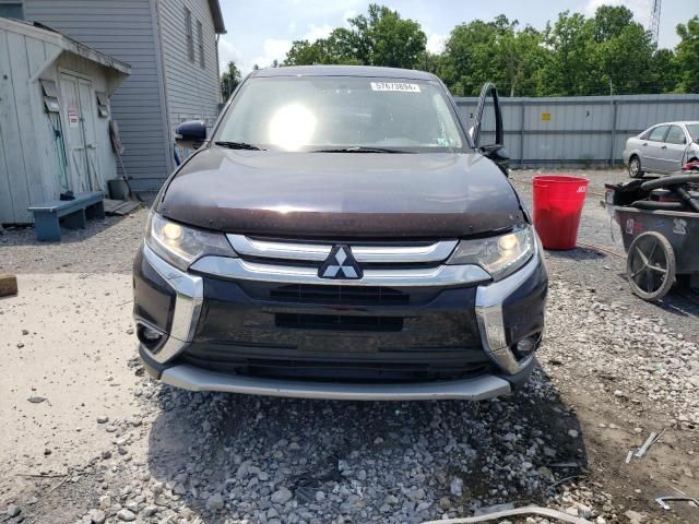 2016 Mitsubishi Outlander SE