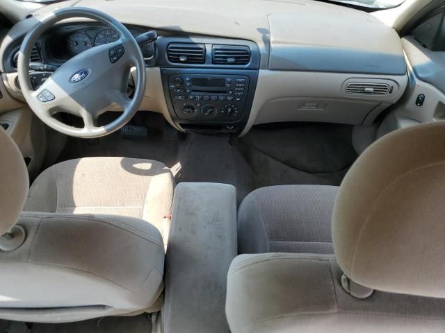 2002 Ford Taurus SE