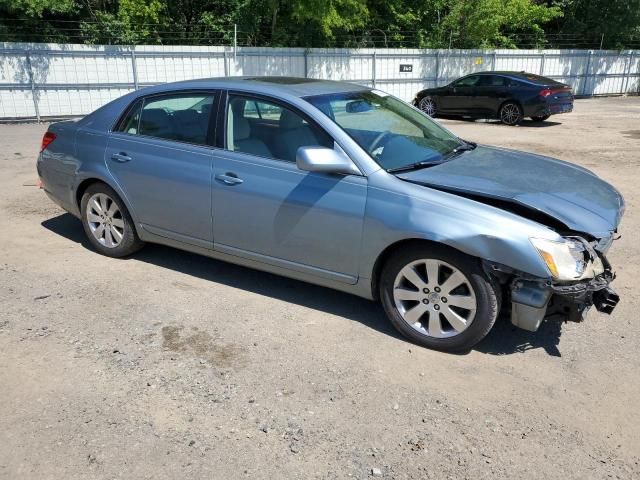 2005 Toyota Avalon XL