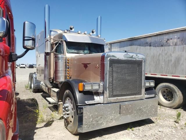 1999 Peterbilt 379